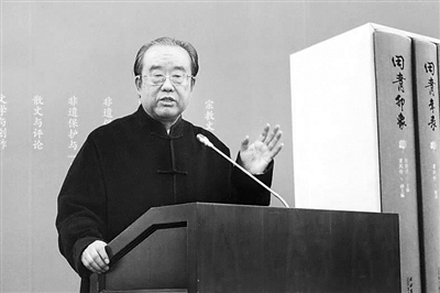 那个青歌赛上力挺“原生态”的“冷面评委”田青今年70岁了