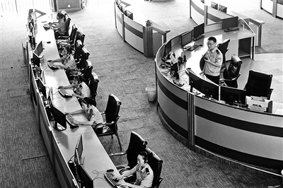 ▲警方提示公众在报警时尽量使用普通话，清晰描述关键信息