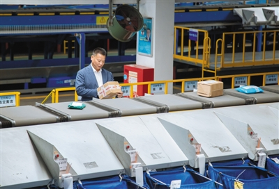 赖梅松 中通快递集团董事长。受访者供图