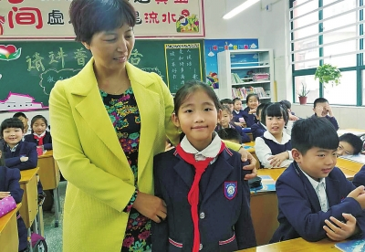 学校号召全校向李藻儿学习。&nbsp;大河网-大河报 图