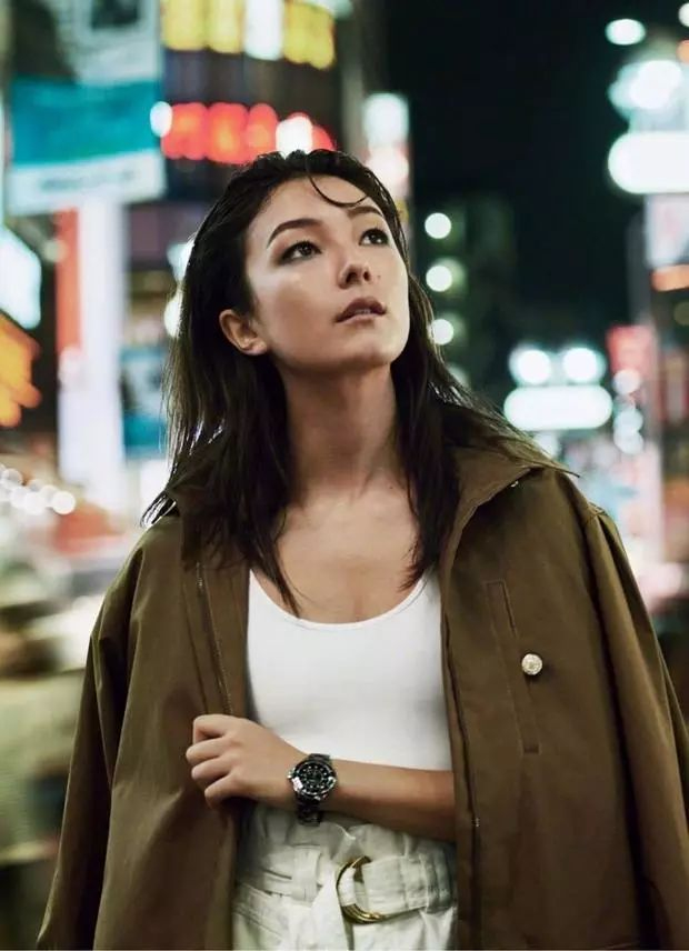 中意混血美女刘承羽惊艳魅力！靓丽美瞳性感迷人|法学系|新南威尔士州|居酒屋|第二季|卧虎藏龙2_新浪娱乐_新浪新闻