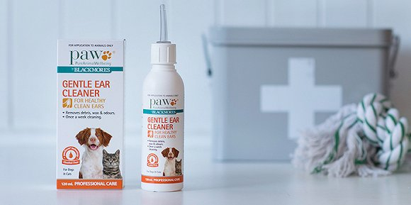 &nbsp;Paw MediDerm推出的温和宠物耳部清洁产品