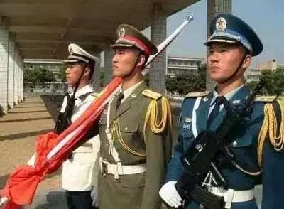 解放军礼服变革史:这么多套你收藏过哪款?