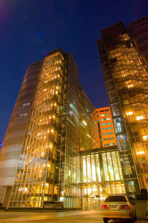 　　中租控股台北总部大楼