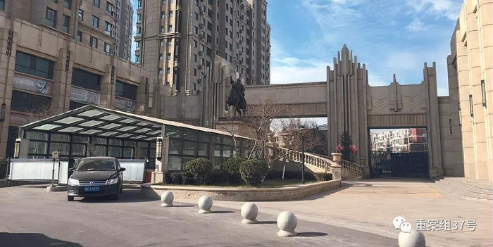 2018年12月17日，邢台市一小区门口。2017年11月，犯罪嫌疑人王喜（化名）在此被警方抓获。&nbsp; 新京报记者 付子洋 摄