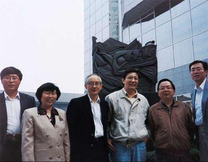 （1995年，左起：郭树清、吴晓灵、吴敬琏、楼继伟、李剑阁、周小川）