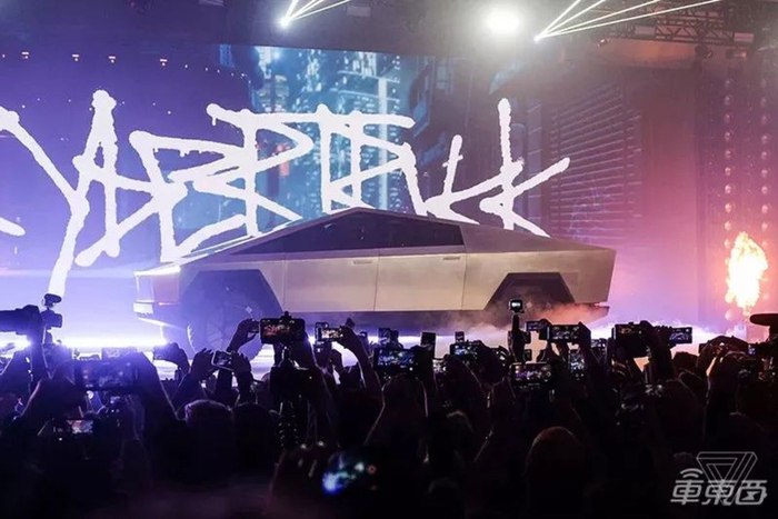  Cyber truck发布会现场（图源：The Verge）