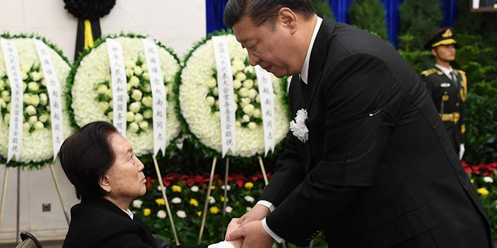 赵南起同志遗体在京火化 习近平等到八宝山革