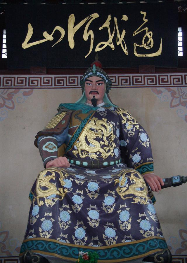 岳飞墓前跪着几个人?清朝时五个,现在是四个,还有一人为何没了|岳飞|罗汝辑|秦桧|万俟卨|金兀术_新浪新闻