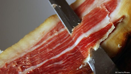 西班牙火腿闻名世界。（图片来源：德国之声电台网站）