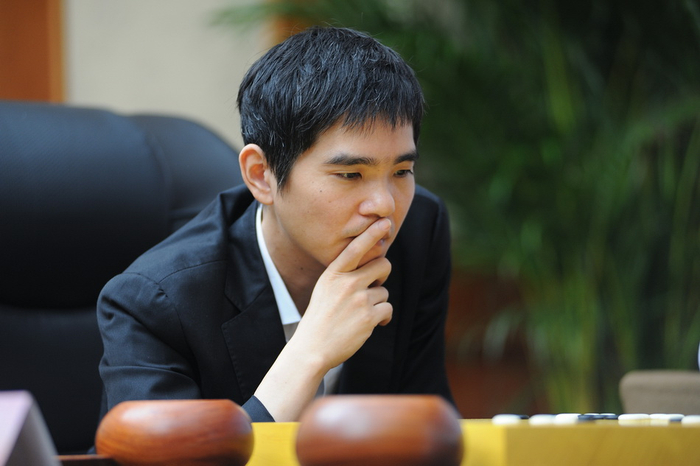 韩国棋手李世石在比赛中。视觉中国 资料图