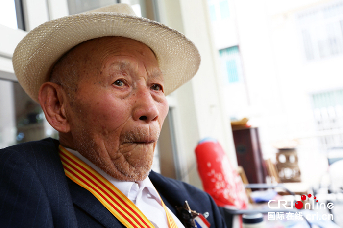 抗战老兵杨良平。 摄影：高宇