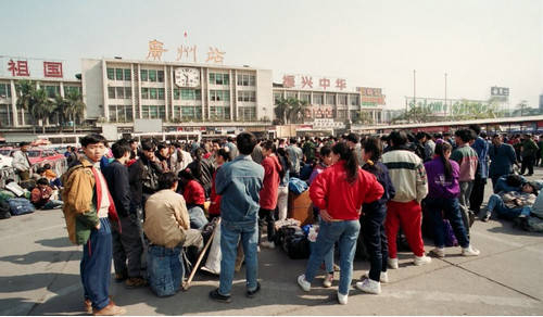 　　广州火车站旧貌（资料图）