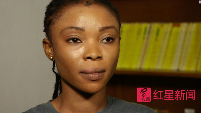 ▲女学生奥萨吉&nbsp; 图据CNN