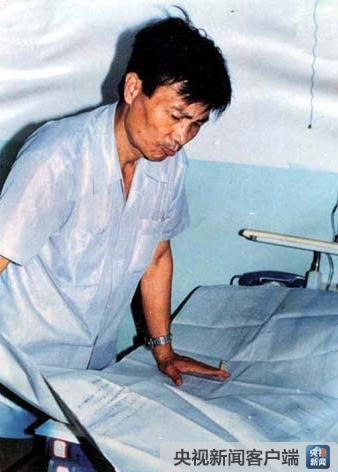  工作中的王振华