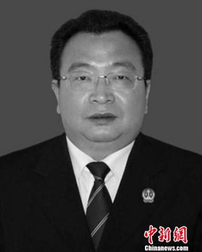 图为何齐生前工作照。巴法供