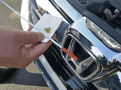 本田车主提供的机油异常增多情况图。资料图