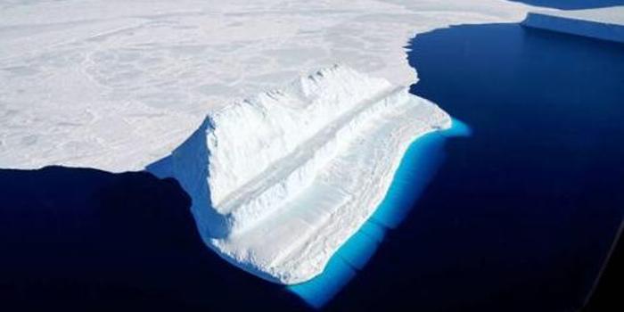 南极上空俯视图图片