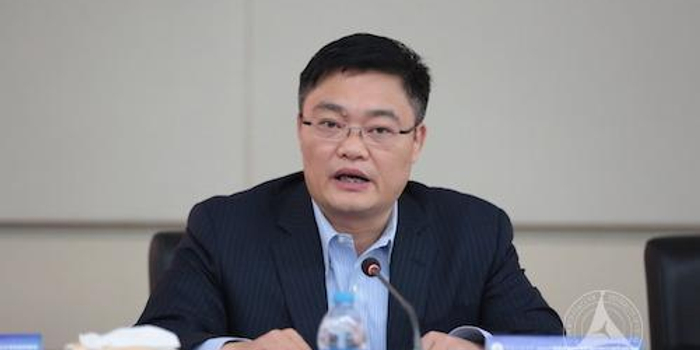 崔佐钧任广西日报社社长总编辑(图/简历)