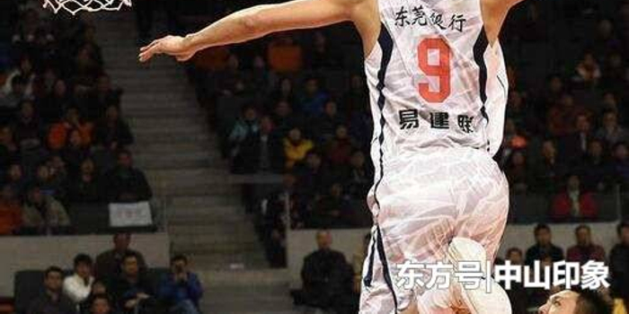 广东宏远老大变身巨无霸!球迷:加大外援组 死亡