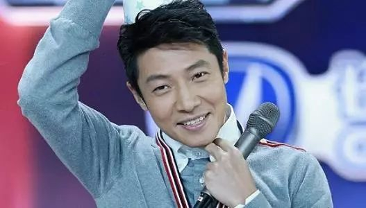 撒贝宁这句话,惊醒了无数年轻人|撒贝宁|追星|偶像|恋爱|一个人_新浪新闻