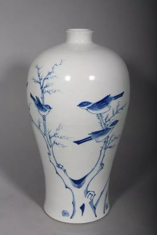 清康熙·青花枯枝麻雀纹梅瓶