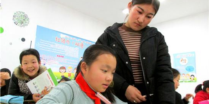 新疆裕民县:社区开设寒假红领巾小课堂