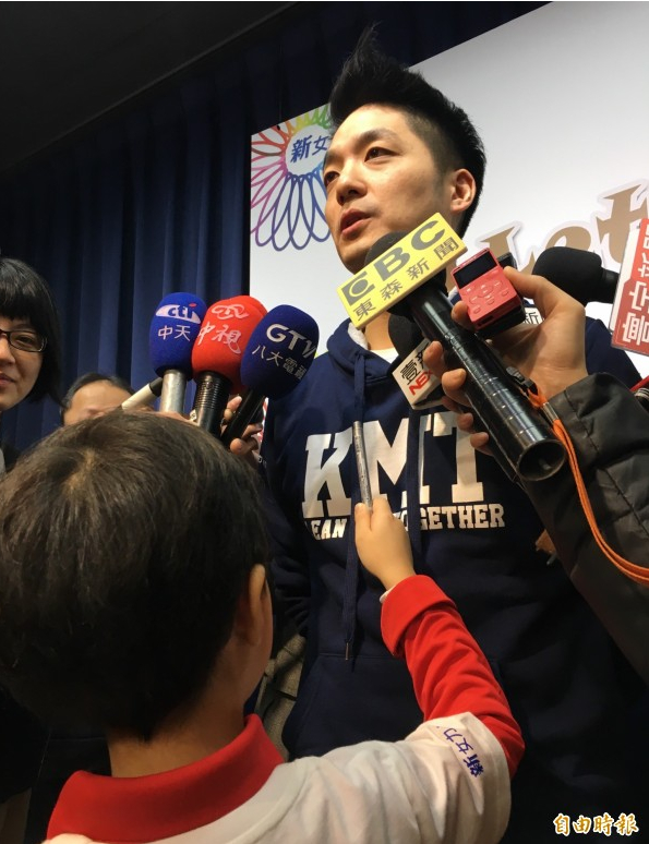 国民党“立委”蒋万安是有望战胜柯文哲的人选（图片来源：《自由时报》）