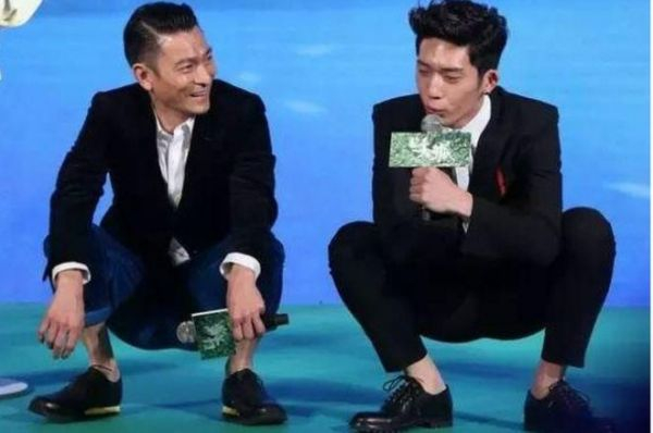 在中国社交媒体广泛流传的一张照片。（图片来源：英国广播公司网站）