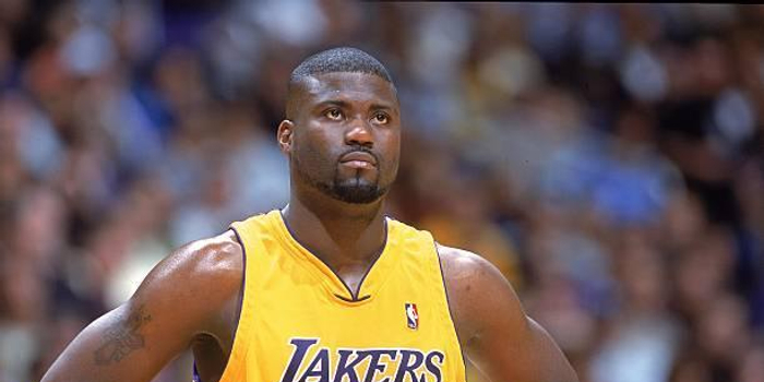 胯下扣篮的鼻祖-"刺头"伊塞亚·莱德尔