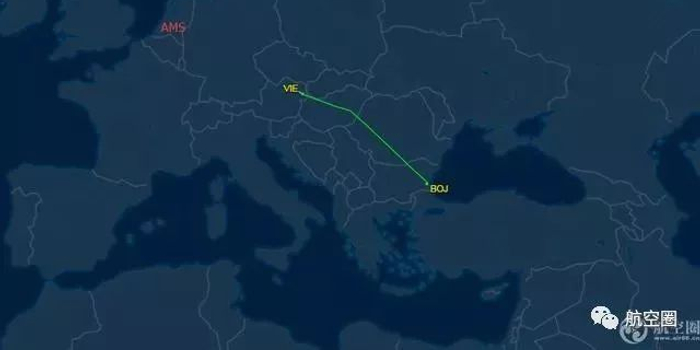 国际航班上乘客因不停放屁而引发.飞机紧急中