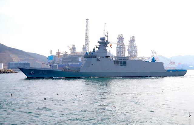 韩国海军终于想开了：不再造万吨宙斯盾舰造3000吨小船_手机新浪网