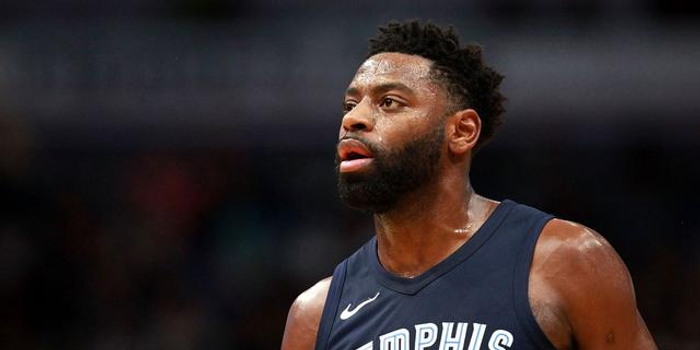 火箭队交易埃文斯最大问题在今年夏天,恐为他