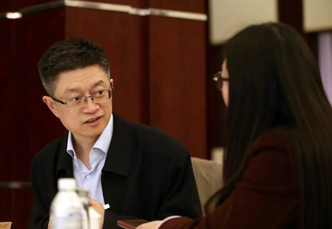 现场|在沪全国政协委员今天下午赴京参会_手机新浪网