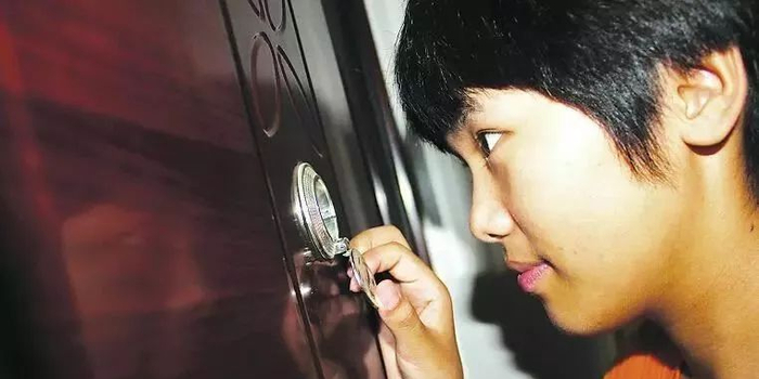 6组孩子100%都给陌生人开了门!开门理由是