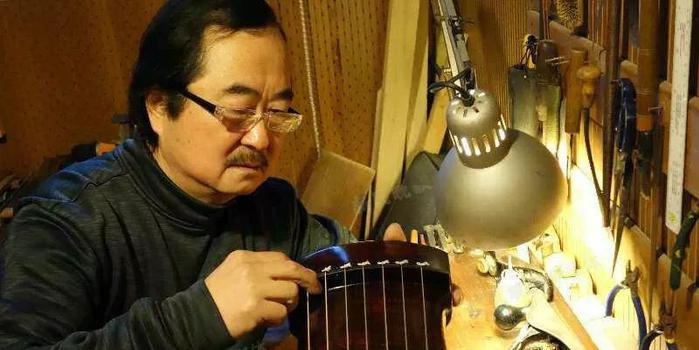 他一年只做两把琴,上海非遗传承人,最初却是个