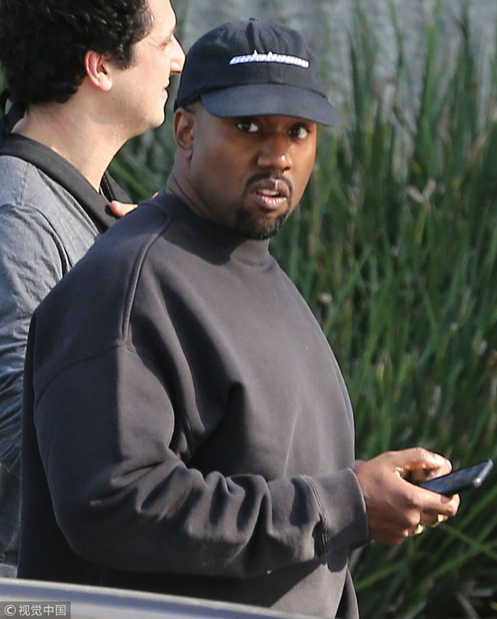 Kanye 大笑表情包 表情逐漸母湯