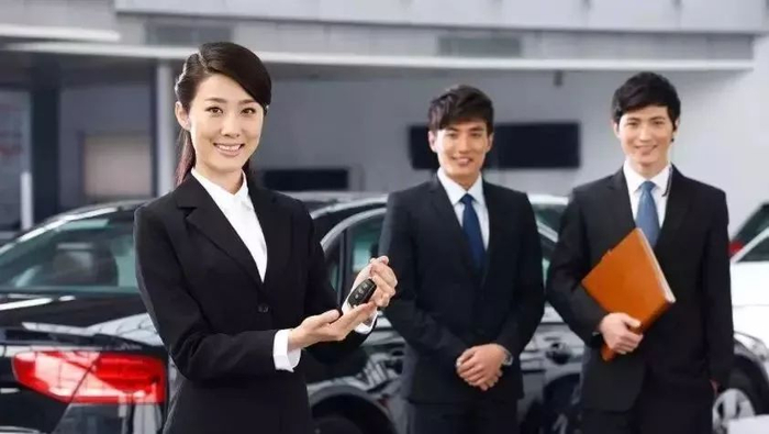 卖车的销售员工资高吗