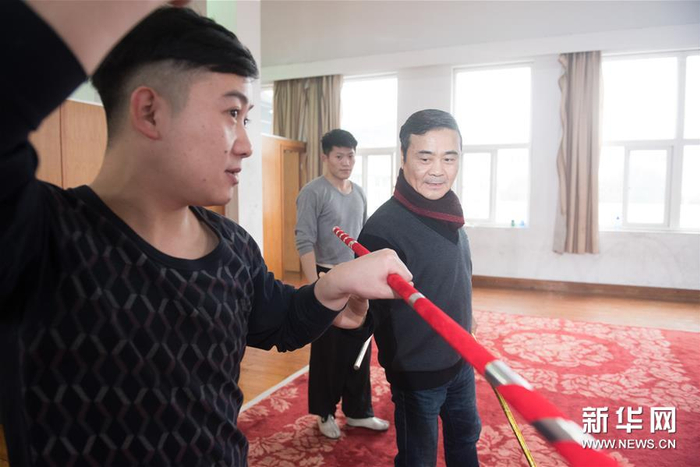 绍剧猴戏:人猴合一 代代传承_手机新浪网