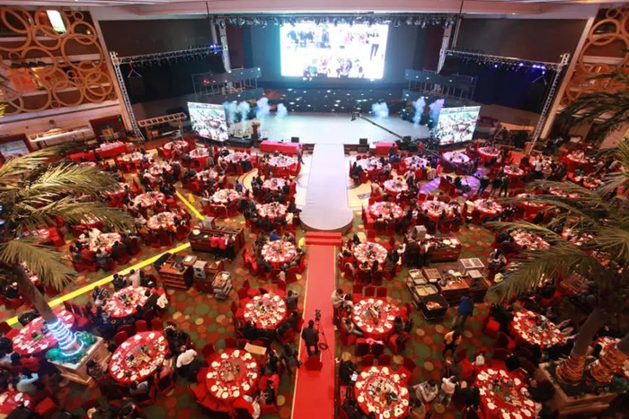 传音公司的年会现场