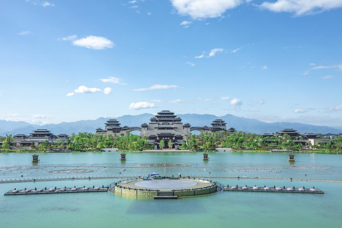 兴汉胜境景区（景区供图）