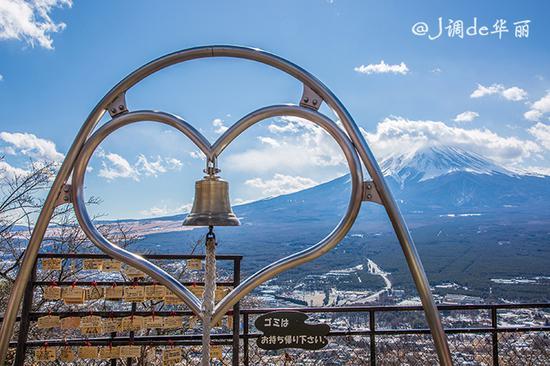 日本】青空一朵玉芙蓉，看尽富士山风云变幻的三大绝景地_手机新浪网