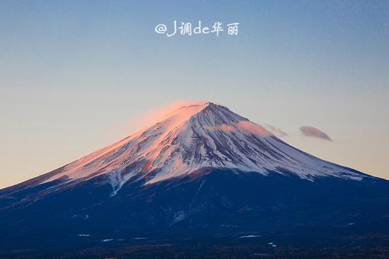 日本】青空一朵玉芙蓉，看尽富士山风云变幻的三大绝景地_手机新浪网