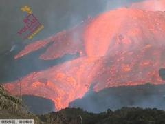 西班牙火山喷发未有减弱迹象 再次造成岛上航班停飞