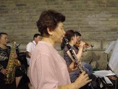 夜为幕 灯为星:600余岁明城墙下的“音乐会”