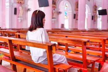 女神行走在胡志明市