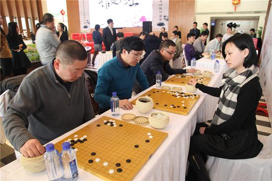 唐奕指导棋迷