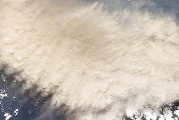 加勒比海岛国火山喷发