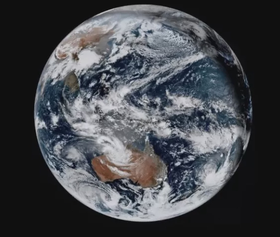 全球云图上的火山喷发 图源：rammb