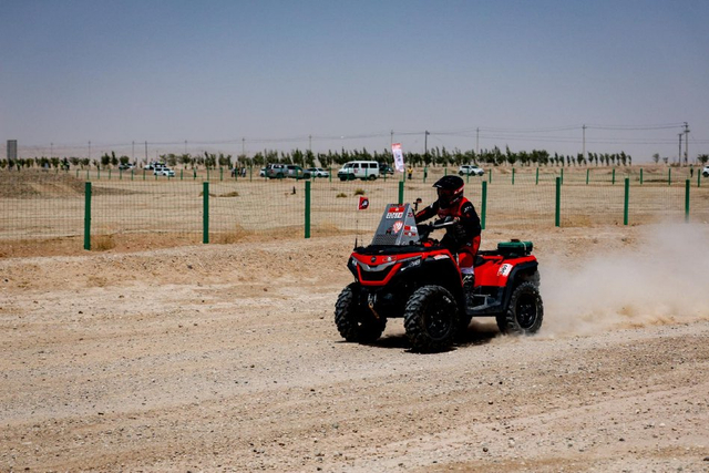 图集-2025环塔拉力赛发车仪式